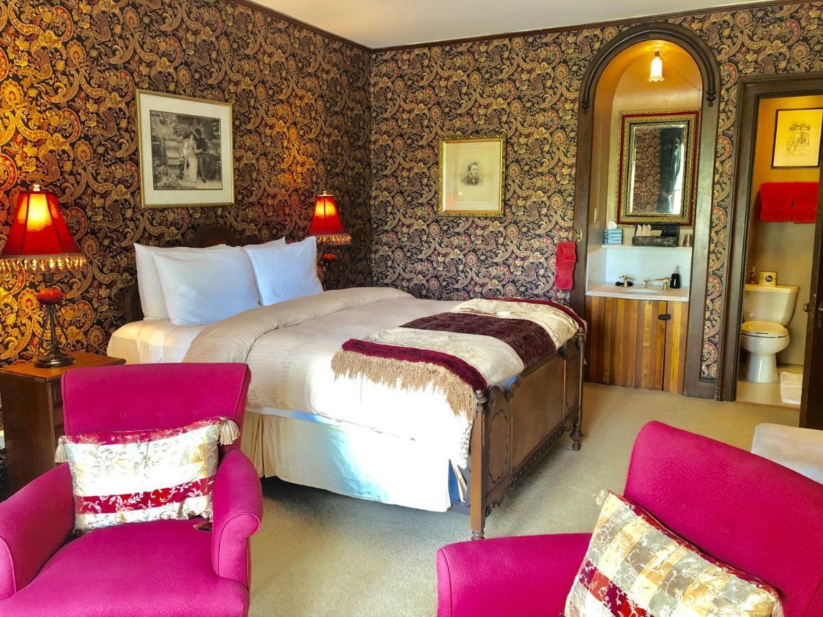 The Inn At Felt Manor Galena Room photo